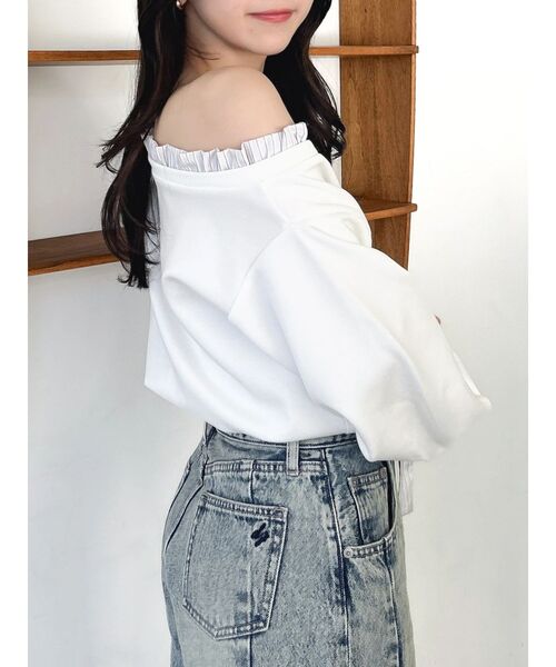 dazzlin(ダズリン)の「フリルドッキングカットプルオーバー(Tシャツ/カットソー・レディース・ネイビー/グレー/オフホワイト・FREE)」の12枚目の写真