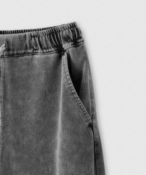 NAVY(ネイビー)の「【NAVY SARARI /ネイビー サラリ】 キッズ ニットデニム バレルレッグパンツ 冷感 ストレッチ性(デニムパンツ・キッズ・グレー/ブルー・130cm/140cm/150cm/160cm)」の4枚目の写真