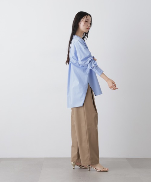 NANO universe（ナノユニバース）の「ディープVスキッパープルオーバーシャツ（シャツ/ブラウス・レディース・ブルー/ホワイト/ダークネイビー・FREE）」の9枚目の写真