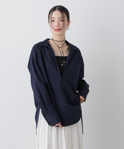 NANO universe（ナノユニバース）の「ディープVスキッパープルオーバーシャツ（シャツ/ブラウス・レディース・ブルー/ホワイト/ダークネイビー・FREE）」の12枚目の写真