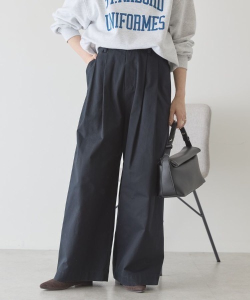 AMERICAN HOLIC(アメリカンホリック)の「ワイドチノパンツ(その他パンツ・レディース・ネイビー/ベージュ・L/M)」の2枚目の写真