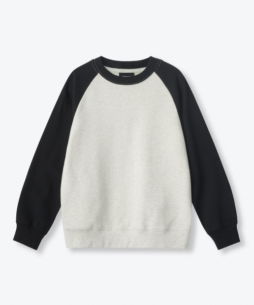 MUSINSA STANDARD KIDS（ムシンサスタンダードキッズ）の「オーバーサイズラグランスウェットシャツ[オートミール/ブラック]（スウェット・レディース・その他・100/130/120/150/140/160）」の2枚目の写真