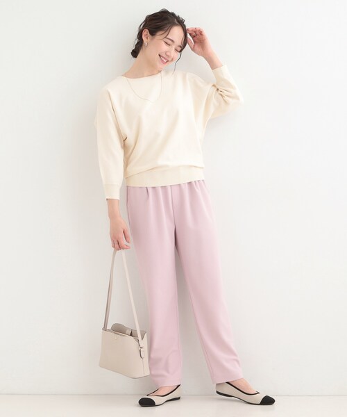 SHOO・LA・RUE（シューラルー）の「【洗える】軽やかでさらっとしたタッチ すっきり見えドルマンニット（ニット/セーター・レディース・アイボリー/スモーキーグリーン系/ブラウン系/ネイビー・01/02/03/04）」の7枚目の写真