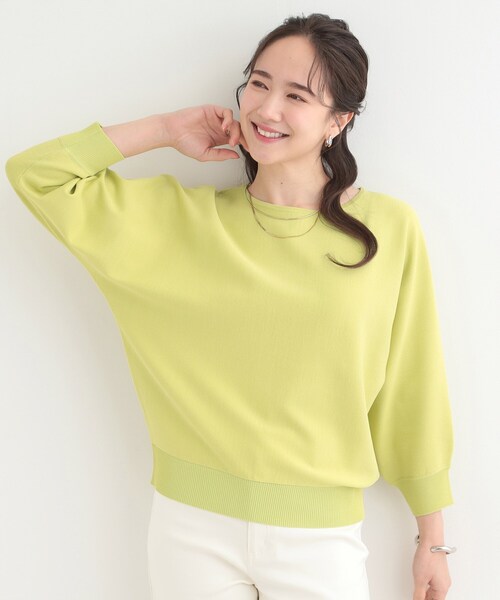 SHOO・LA・RUE（シューラルー）の「【洗える】軽やかでさらっとしたタッチ すっきり見えドルマンニット（ニット/セーター・レディース・アイボリー/スモーキーグリーン系/ブラウン系/ネイビー・01/02/03/04）」の9枚目の写真