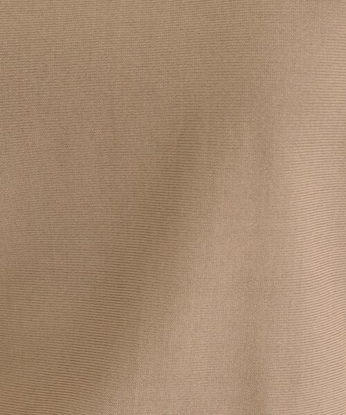 SHOO・LA・RUE（シューラルー）の「【洗える】軽やかでさらっとしたタッチ すっきり見えドルマンニット（ニット/セーター・レディース・アイボリー/スモーキーグリーン系/ブラウン系/ネイビー・01/02/03/04）」の16枚目の写真