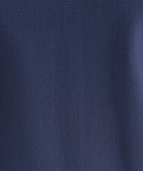 SHOO・LA・RUE（シューラルー）の「【洗える】軽やかでさらっとしたタッチ すっきり見えドルマンニット（ニット/セーター・レディース・アイボリー/スモーキーグリーン系/ブラウン系/ネイビー・01/02/03/04）」の20枚目の写真