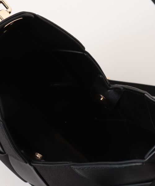 IO(イオ)(イオ)の「HERB/Intrecciato 2Way Bag/イントレチャートツーウェイバッグ(トートバッグ・レディース・モカ/ダークブラウン/ブラック/オリーブ・FREE)」の6枚目の写真