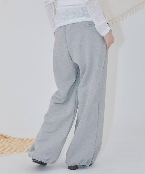 ENVYM（アンビー）の「スーツライクスウェットパンツ（スウェットパンツ・レディース・ブラック/グレー・FREE）」の5枚目の写真