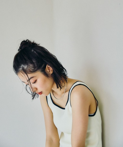 CHANEL リブ編みタンクトップ クリーム色 Shop Chanel Tops - Pickle