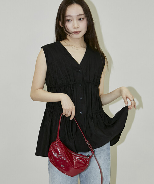 PUBLUX(パブリュクス)の「PUBLUX/パブリュクス シアー ブロード ノースリーブ ギャザー 切替 ブラウス 限定展開(シャツ/ブラウス・レディース・ブラック/サックスブルー/ブラウン・フリ-)」の1枚目の写真
