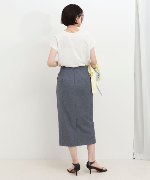 MICO COULIER(ミコクリエ)の「サテン×スムース二重プルオーバーカットソー(Tシャツ/カットソー・レディース・チャコールグレー/ブラウン/オフホワイト・38)」の7枚目の写真