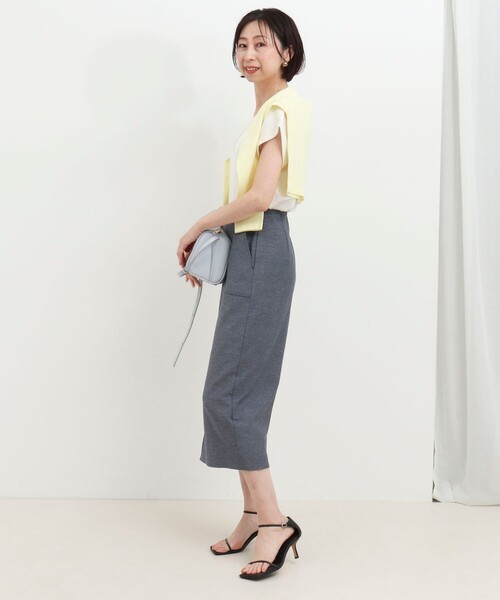 MICO COULIER(ミコクリエ)の「サテン×スムース二重プルオーバーカットソー(Tシャツ/カットソー・レディース・チャコールグレー/ブラウン/オフホワイト・38)」の10枚目の写真