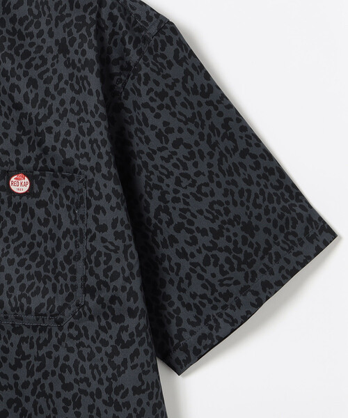 RED KAP(レッドキャップ)の「RED KAP/レッドキャップ 新色追加 別注 リラックスフィット ハーフジップ ワンポイントロゴ 半袖ツイルワークシャツ(シャツ/ブラウス・メンズ・ベージュ/チャコールグレー/ブラック/レオパード/ダークグレー・MEDIUM/LARGE)」の22枚目の写真