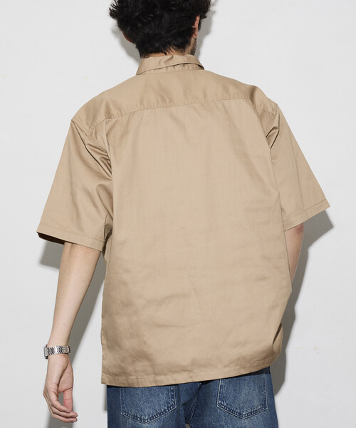 RED KAP(レッドキャップ)の「RED KAP/レッドキャップ 新色追加 別注 リラックスフィット ハーフジップ ワンポイントロゴ 半袖ツイルワークシャツ(シャツ/ブラウス・メンズ・ベージュ/チャコールグレー/ブラック/レオパード/ダークグレー・MEDIUM/LARGE)」の16枚目の写真