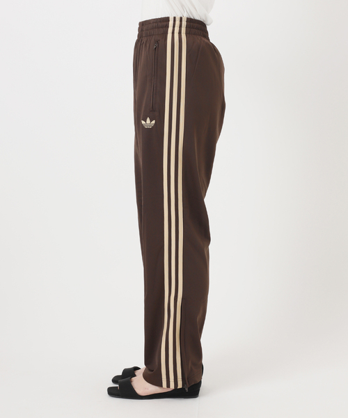 adidas Originals（アディダスオリジナルス）の「《WEB/一部店舗限定》【adidas originals】FIREBIRD TP：トラックパンツ（その他パンツ・レディース・ベージュ/ブラウン・SMALL/X-SMALL）」の4枚目の写真