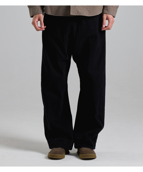 BUTTON SEOUL（ボタンソウル）の「ステッチラインカーブドコットンパンツ（ブラック）（その他パンツ・メンズ・その他・M/L/XL）」の2枚目の写真