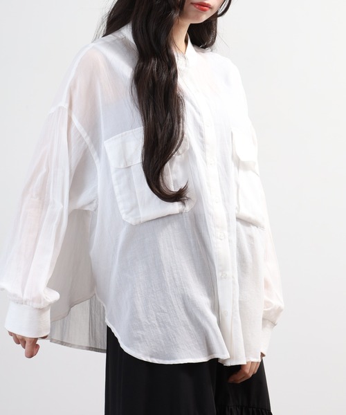 EGLANTINE(エグランティーヌ)の「EGLANTINE コットンシアーバンドカラーポケットブラウス 長袖(シャツ/ブラウス・レディース・イエロー系/ブラック/オフホワイト・40)」の8枚目の写真