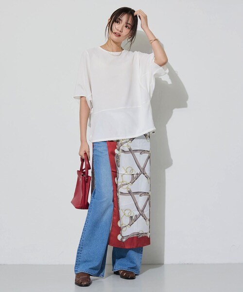 INDIVI(インディヴィ)の「【洗える/2WAY/裾ドロスト付き】 ドルマンスリーブチュニックトップス(Tシャツ/カットソー・レディース・ブラック/ホワイト/ライトグリーン/ナチュラル・38/05/13/15 /34)」の7枚目の写真