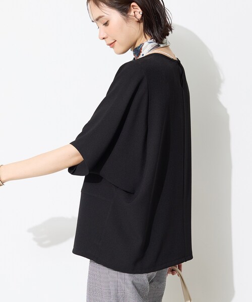 INDIVI(インディヴィ)の「【洗える/2WAY/裾ドロスト付き】 ドルマンスリーブチュニックトップス(Tシャツ/カットソー・レディース・ブラック/ホワイト/ライトグリーン/ナチュラル・38/05/13/15 /34)」の13枚目の写真