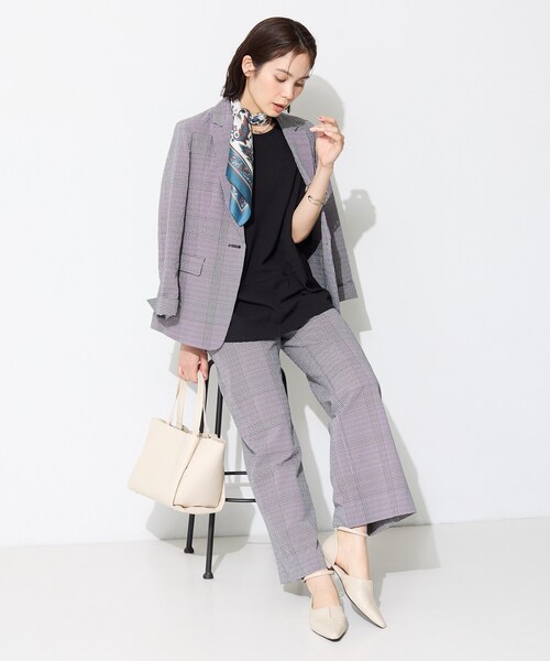 INDIVI(インディヴィ)の「【洗える/2WAY/裾ドロスト付き】 ドルマンスリーブチュニックトップス(Tシャツ/カットソー・レディース・ブラック/ホワイト/ライトグリーン/ナチュラル・38/05/13/15 /34)」の15枚目の写真