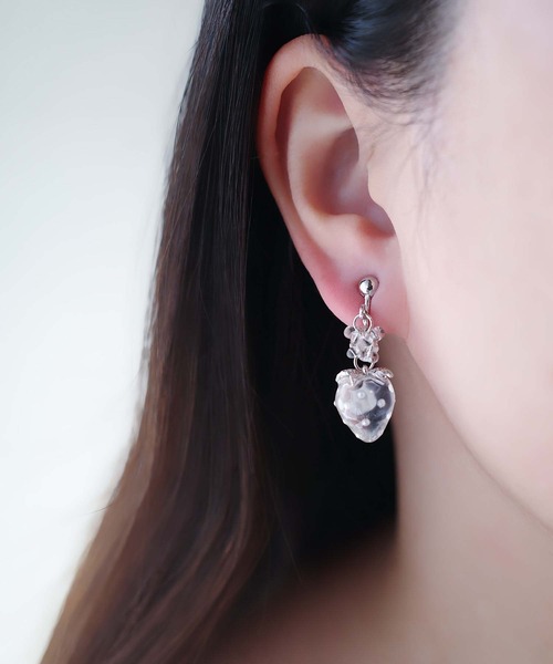 CERCA(チェルカ)の「jolie minette/小さな フルーツ シルバー イヤリング(イヤリング・レディース・クリア/ベージュ/ブラウン/ブラック・FREE)」の22枚目の写真