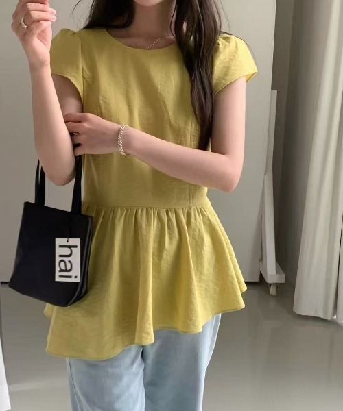 AMAJI(アマジ)の「韓国風 シンプル ラウンドネック半袖トップス アシンメトリーヘム デザインブラウス(Tシャツ/カットソー・レディース・イエロー/ホワイト/ブラック/パープル/ライトブルー・FREE)」の9枚目の写真