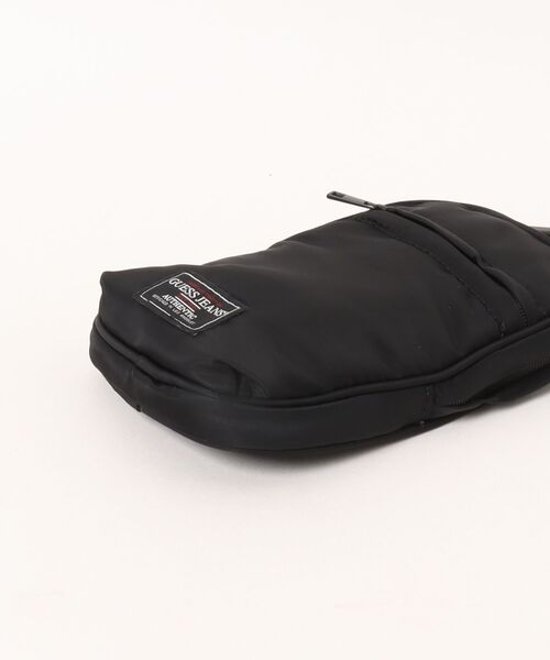 Guess（ゲス）の「【GUESS】ゲス GUESS JEANS BAG TRAVEL ショルダーバッグ（ショルダーバッグ・レディース・ブラック/カーキ・FREE）」の4枚目の写真