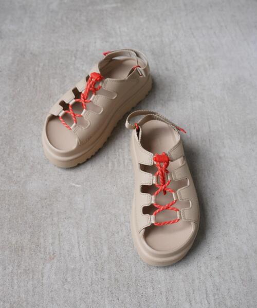 UGG（アグ）GoldenGlow Toggle/ 1179370（サンダル）｜UGG（アグ）の