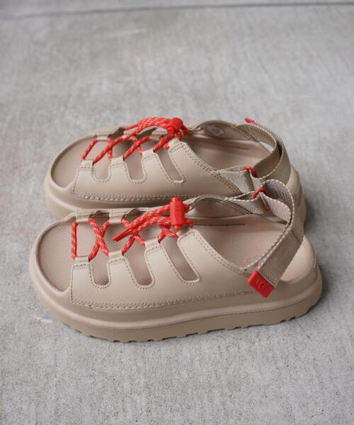 UGG(アグ)の「UGG(アグ)GoldenGlow Toggle/ 1179370(サンダル・レディース・ホワイト/ブラック/ベージュ・5/7/6/8)」の11枚目の写真