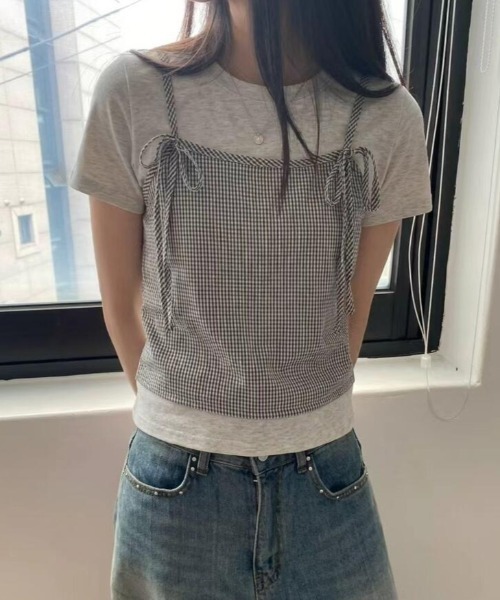 semplice(センプリチェ)の「リボン付き キャミソール重ね着風 T シャツ(Tシャツ/カットソー・レディース・ブラック/グレー/ホワイト・F)」の11枚目の写真