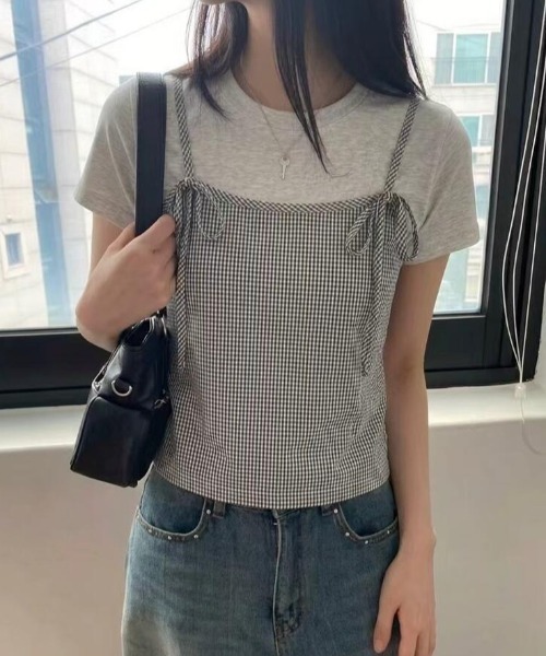 semplice(センプリチェ)の「リボン付き キャミソール重ね着風 T シャツ(Tシャツ/カットソー・レディース・ブラック/グレー/ホワイト・F)」の12枚目の写真