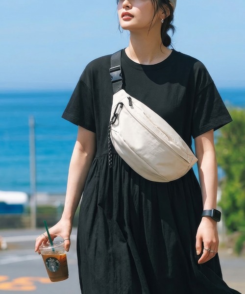 itto...(イット)の「綿100%切替フレアロングワンピース(ワンピース・レディース・ブラック/グレイッシュベージュ・M)」の16枚目の写真