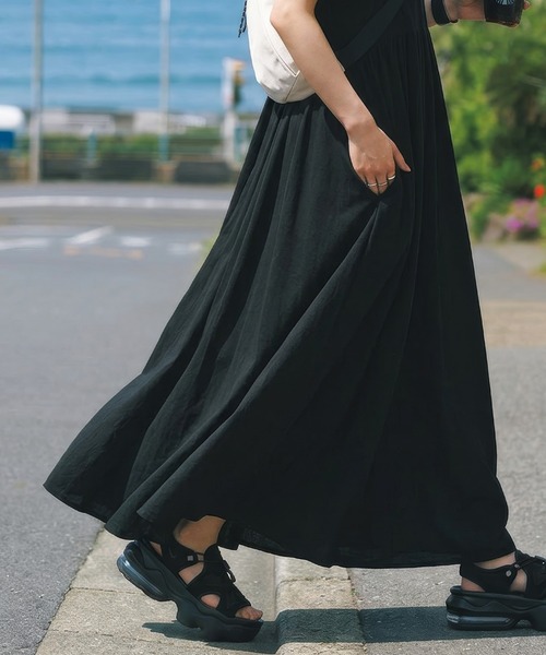 itto...(イット)の「綿100%切替フレアロングワンピース(ワンピース・レディース・ブラック/グレイッシュベージュ・M)」の17枚目の写真