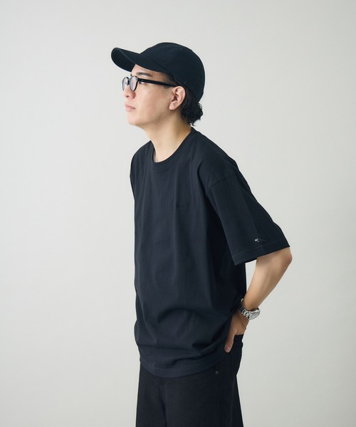 kuros'(クロス)の「【kuros’オリジナル】kuros'ロゴTee 男女兼用(Tシャツ/カットソー・メンズ・ホワイト/グレー/ブラック・MEDIUM/LARGE/X-LARGE)」の6枚目の写真
