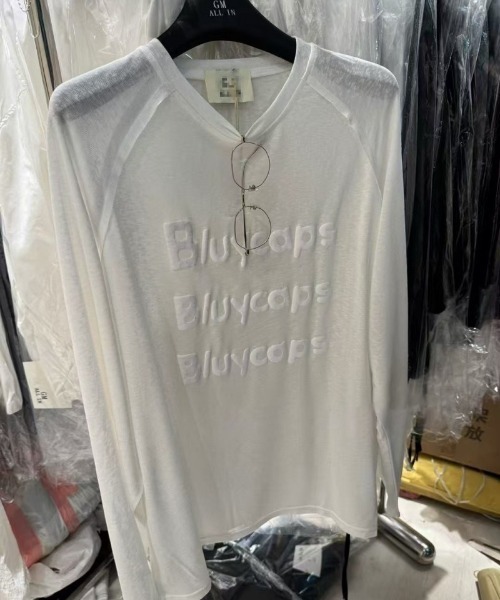 Ritzy(リッツィー)の「ロゴプリントシアールーズロングTシャツ(Tシャツ/カットソー・レディース・ブルー/ホワイト/イエロー・L/M)」の6枚目の写真