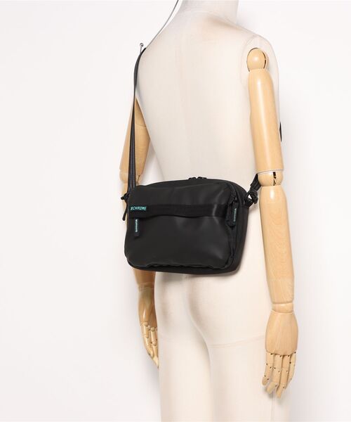CHROME(クローム)の「【CHROME/クローム】 PAC SHOULDER 3L NAUGHTIAM別注(ショルダーバッグ・メンズ・ブラック・FREE)」の2枚目の写真