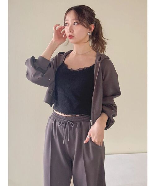 dazzlin(ダズリン)の「ビジュースリーブショートフーディ(Tシャツ/カットソー・レディース・アイボリー/ブラウン/ピンク・FREE)」の5枚目の写真