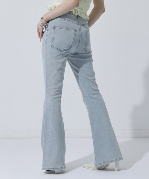 ANAP(アナップ)の「センタープレス フレアデニムパンツ(その他パンツ・レディース・インディゴブルー/クリア/ブルー・S/M)」の15枚目の写真