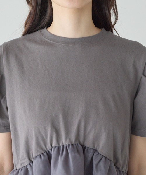each(イーチ)の「オーガンジー切替ペプラムカットソートップス(Tシャツ/カットソー・レディース・グレー/ホワイト/ブラック・FREE)」の6枚目の写真