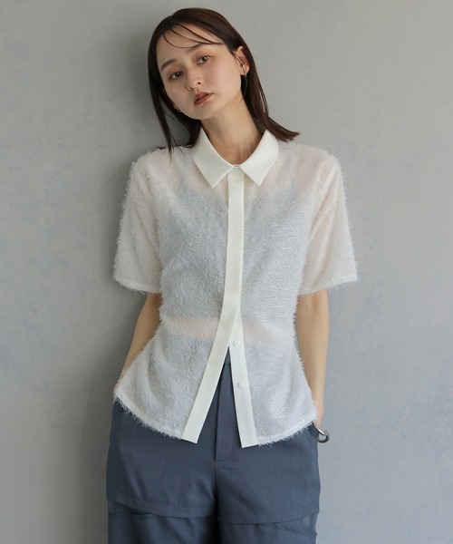 &g'aime(アンジェム)の「【&g'aime 】フェザーハーフスリーブシャツ Feather Half-Sleeve Shirt(シャツ/ブラウス・レディース・ブラック/グレー/ホワイト・FREE)」の1枚目の写真