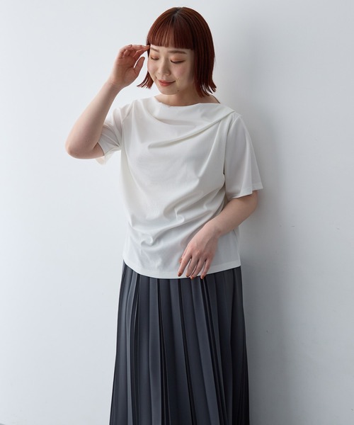 anyfee(エニフィー)の「【anyfee/大きいサイズ】ドレープリブTシャツ(Tシャツ/カットソー・レディース・ブラック/オフホワイト・LL1/3L1/4L1/5L1)」の13枚目の写真