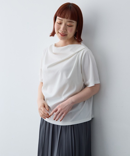 anyfee(エニフィー)の「【anyfee/大きいサイズ】ドレープリブTシャツ(Tシャツ/カットソー・レディース・ブラック/オフホワイト・LL1/3L1/4L1/5L1)」の12枚目の写真
