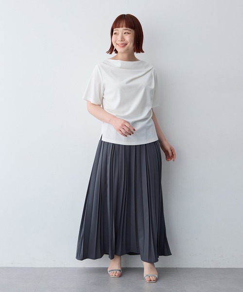 anyfee(エニフィー)の「【anyfee/大きいサイズ】ドレープリブTシャツ(Tシャツ/カットソー・レディース・ブラック/オフホワイト・LL1/3L1/4L1/5L1)」の11枚目の写真