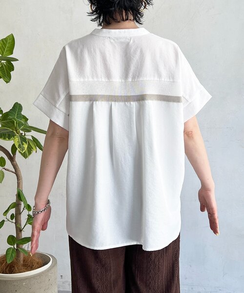 un dix cors(アンディコール)の「麻調スキッパーバックテープシャツ(シャツ/ブラウス・レディース・グレー/ブラック/ブラウン/オフホワイト・FREE)」の14枚目の写真