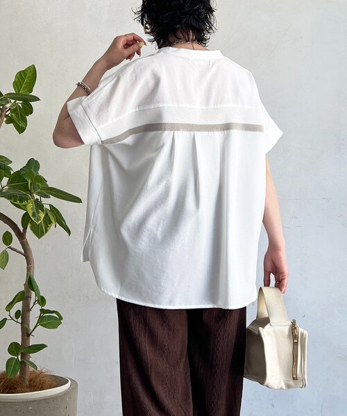 un dix cors(アンディコール)の「麻調スキッパーバックテープシャツ(シャツ/ブラウス・レディース・グレー/ブラック/ブラウン/オフホワイト・FREE)」の20枚目の写真