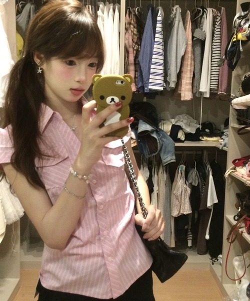 AsheKsha(アシクシャ)の「甘辛風ピンクストライプウエスト絞り半袖シャツ(シャツ/ブラウス・レディース・ピンク・M)」の15枚目の写真