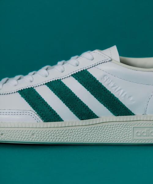 adidas（アディダス）の「『別注』adidas×DOORS　HANDBALL SPEZIAL（スニーカー・レディース・ホワイト系その他・25/24.5/23.5/22.5/23/24）」の2枚目の写真