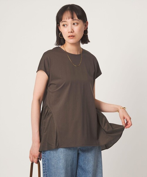 green label relaxing(グリーンレーベルリラクシング)の「エアリー ボリューム カットソー 接触冷感(Tシャツ/カットソー・レディース・オフホワイト/ブラック/ダークブラウン・FREE)」の1枚目の写真