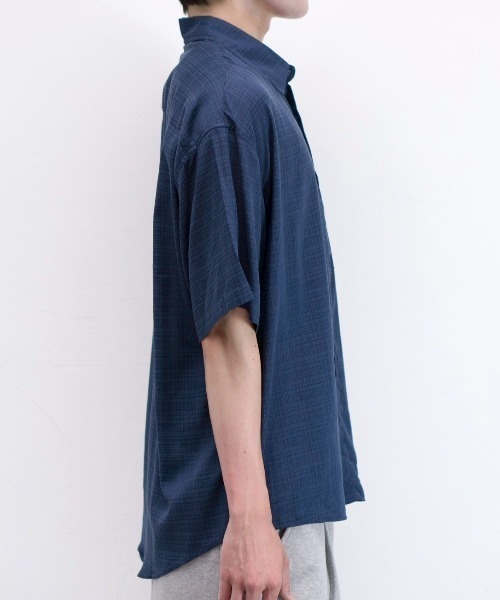 Chikashitsu +(チカシツプラス)の「【Chikashitsu +】carrot check half sleeve shirt (2color) / 【チカシツプラス】オーバーサイズキャロットチェック半袖シャツ(シャツ/ブラウス・メンズ・ブラック/ネイビー・ONE SIZE)」の4枚目の写真