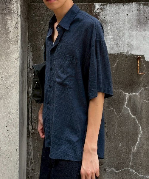 Chikashitsu +(チカシツプラス)の「【Chikashitsu +】carrot check half sleeve shirt (2color) / 【チカシツプラス】オーバーサイズキャロットチェック半袖シャツ(シャツ/ブラウス・メンズ・ブラック/ネイビー・ONE SIZE)」の13枚目の写真